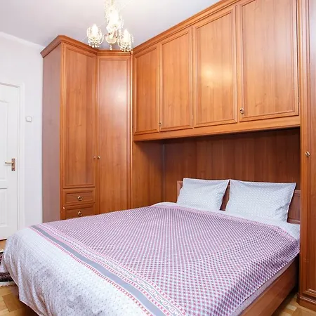 Апартаменти On Kuibysheva In The Center Мінськ